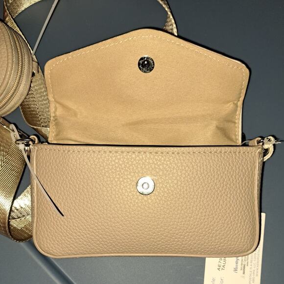 Ladies Taupe Aeropostale Crossbody Bag Purse with Coin Pouch - Picture 9 of 10